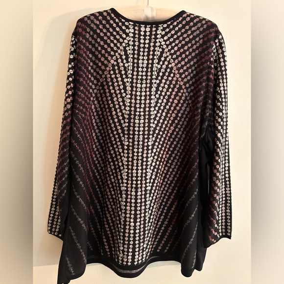 Elegant Nic + Zoe long sleeve sweater in beautiful design - Picture 3 of 3